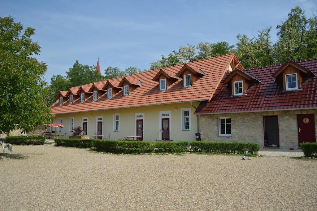 Hotel Stará Fara Chržín Esterno foto